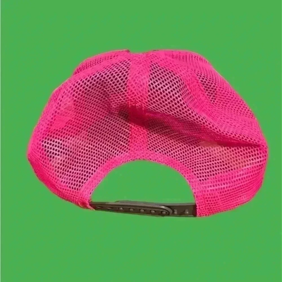 NWOT PINK AND GRAY JOHN DEERE HAT 🚜🌽 - Picture 4 of 5